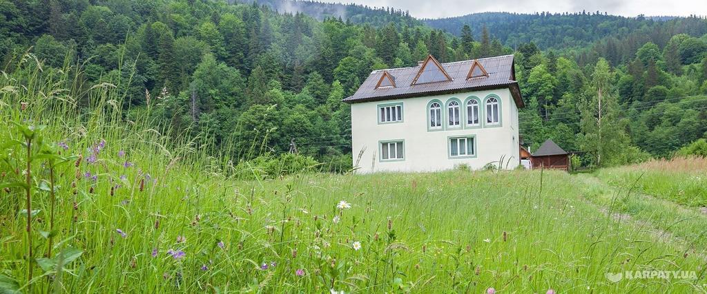 Schedryk Mykulychyn Exterior photo